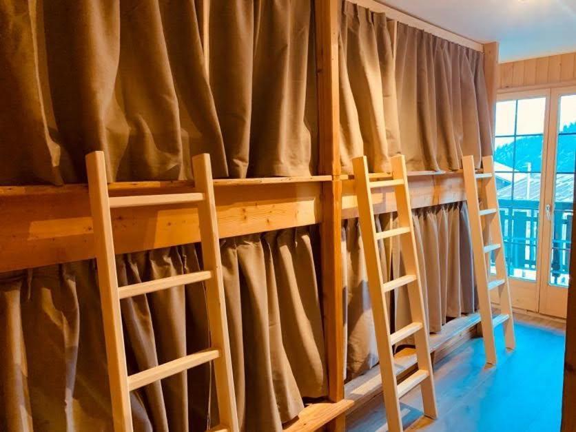 Freeride Hostel Ле-Крозе Экстерьер фото