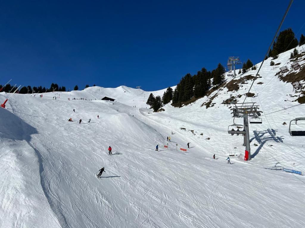 Freeride Hostel Ле-Крозе Экстерьер фото