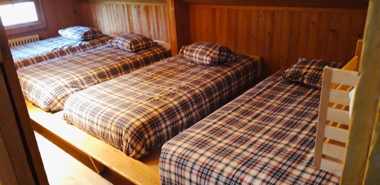 Freeride Hostel Ле-Крозе Экстерьер фото